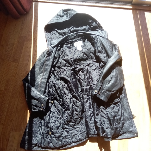 *Vintage Liz Baker ladies.leather PETITE coat, black,sz PL - Picture 4 of 14